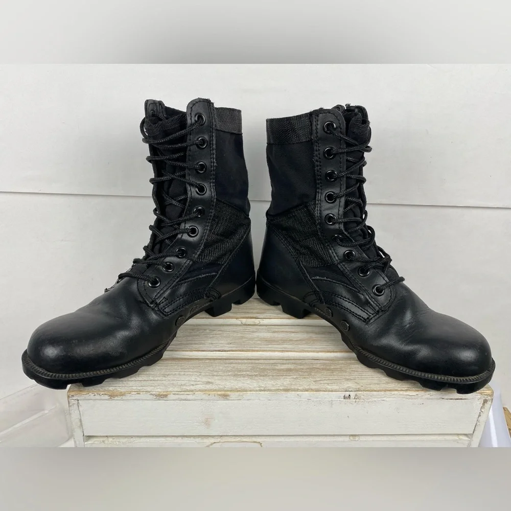black Boots canvas and leatherTactical utility field boots. Men’s size 6W